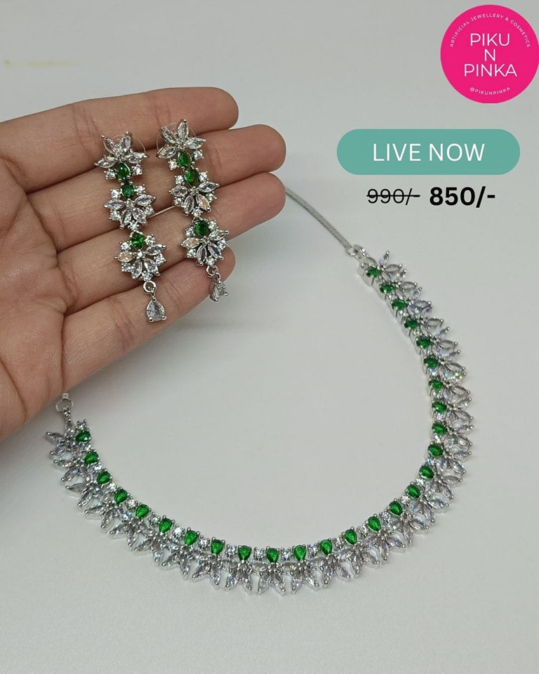 Diamond Bloom Necklace Set